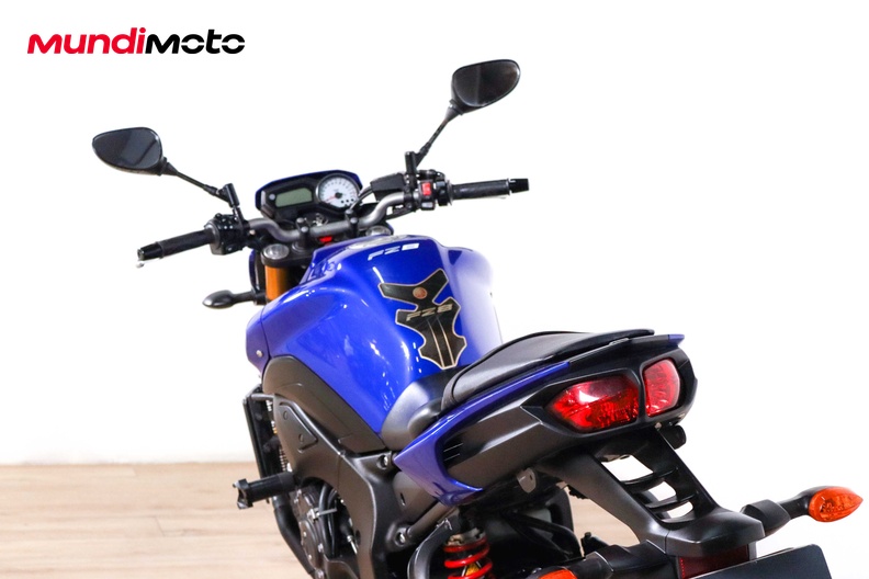 Motorbike image 9