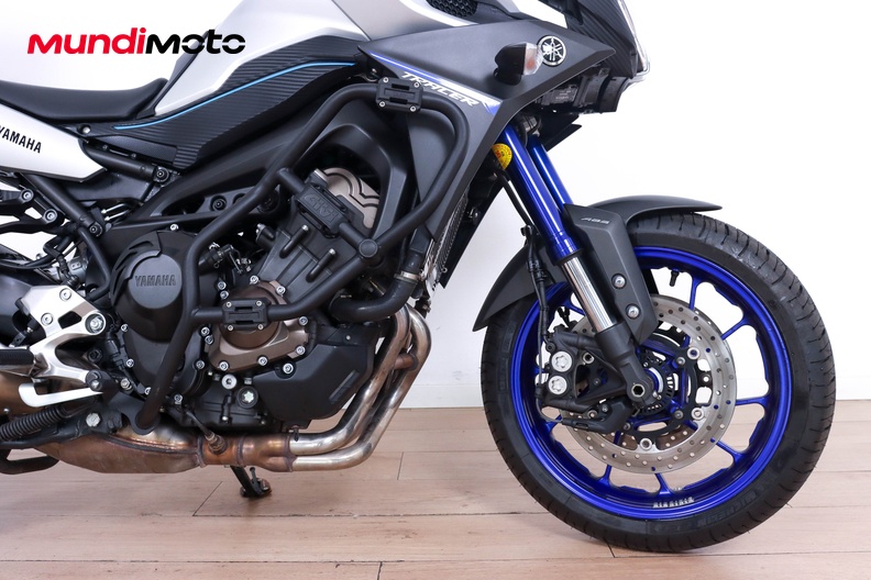 Motorbike image 12