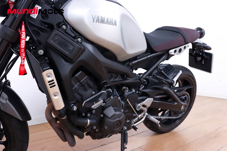 Motorbike image 8