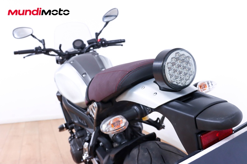 Motorbike image 9