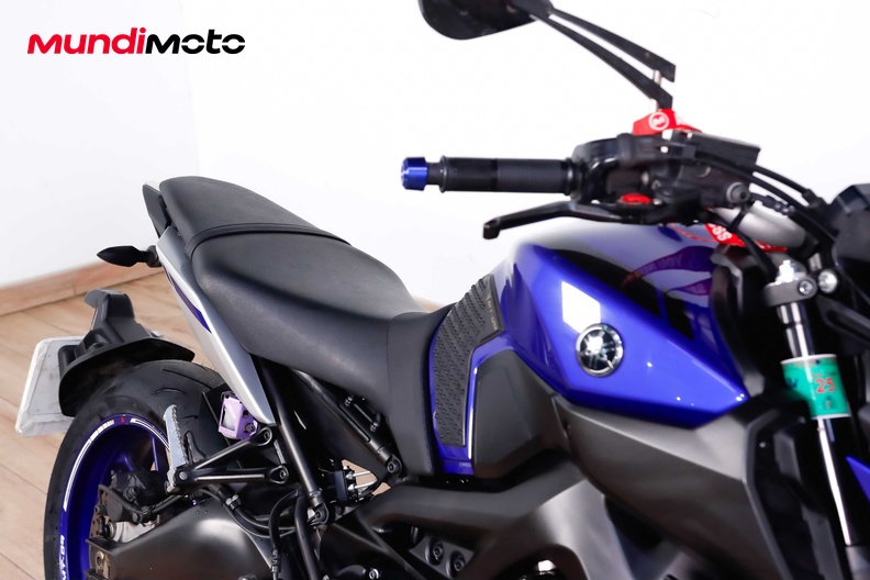 Motorbike image 13