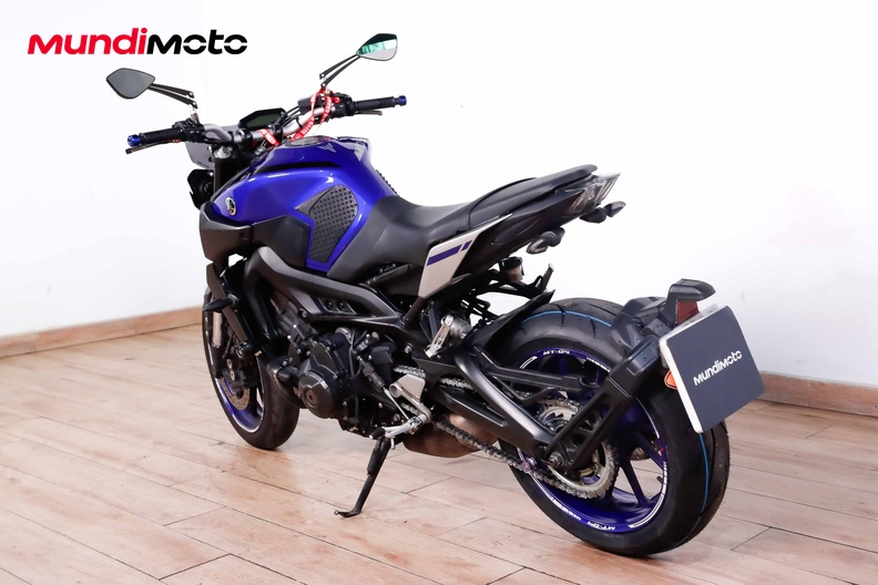 Motorbike image 6