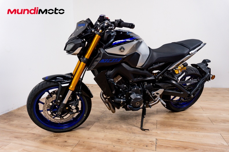 Motorbike image 6