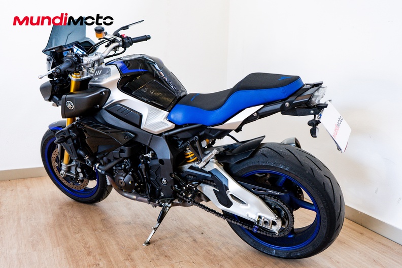 Motorbike image 7