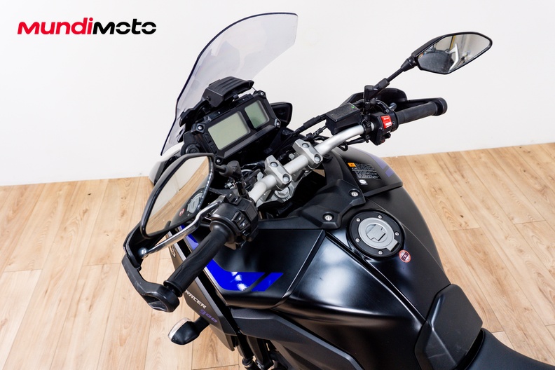 Motorbike image 10