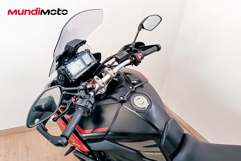 Motorbike image 10