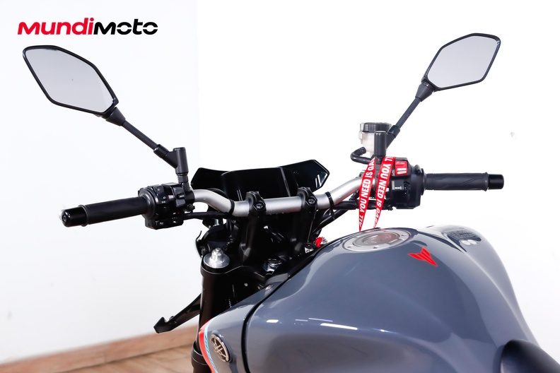 Motorbike image 10