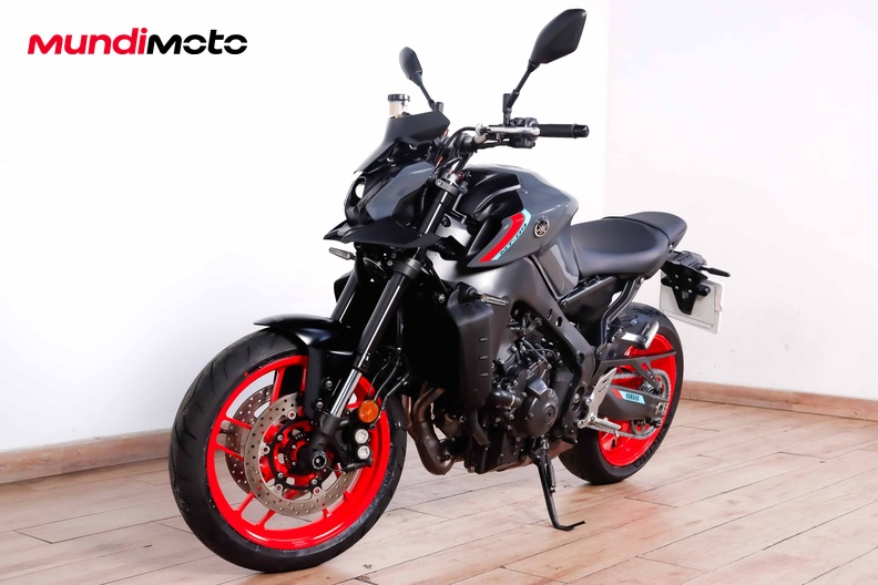 Motorbike image 7