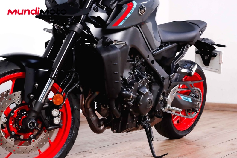 Motorbike image 8