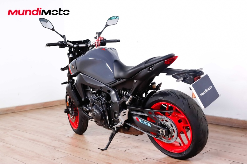 Motorbike image 6