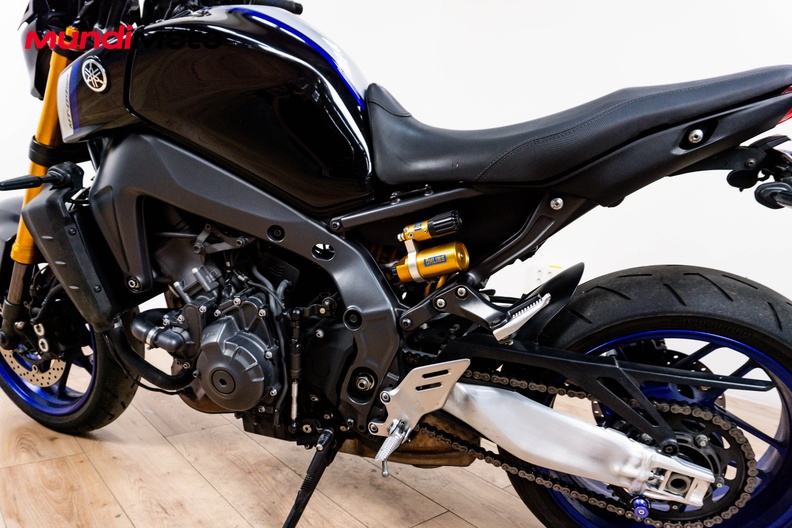 Motorbike image 8