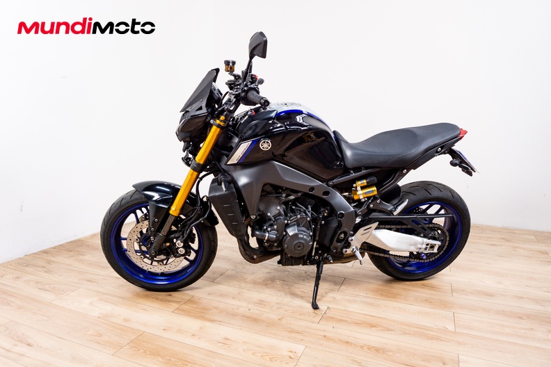 Motorbike image 6