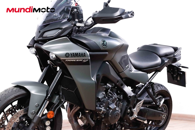 Motorbike image 9