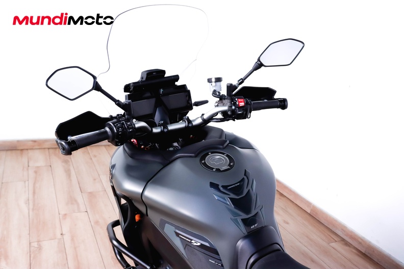 Motorbike image 10