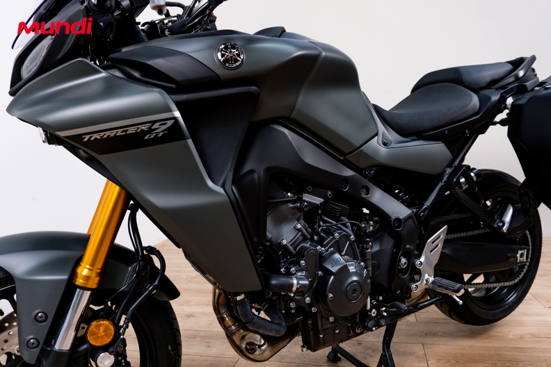 Motorbike image 9