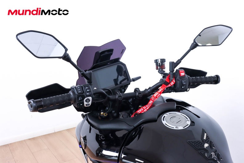 Motorbike image 10
