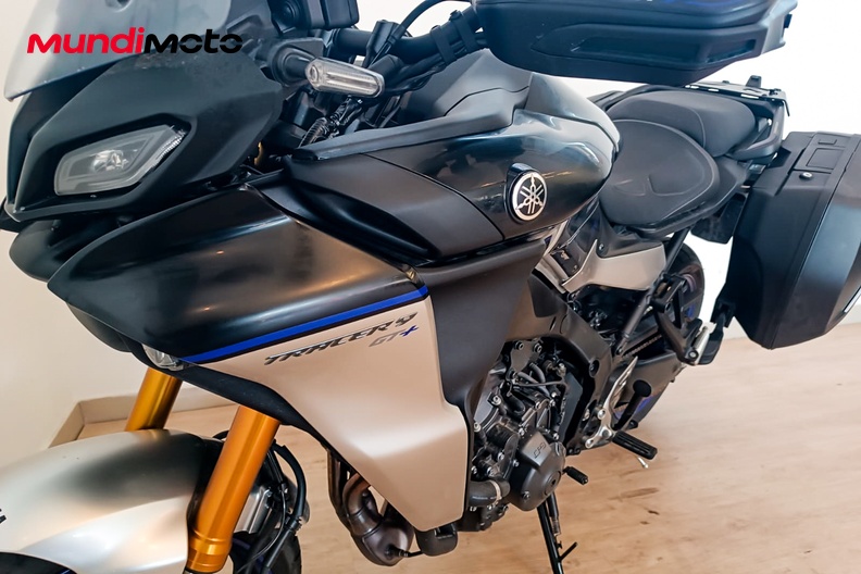 Motorbike image 9