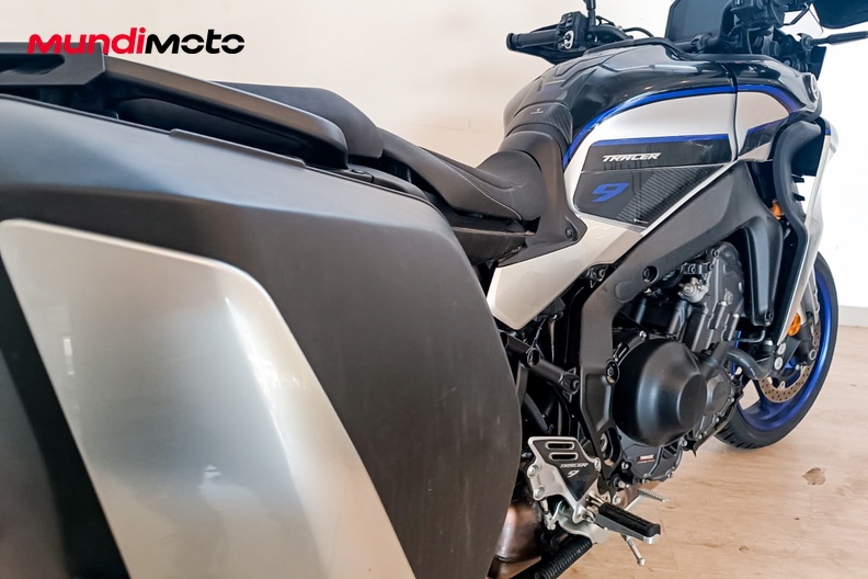Motorbike image 3