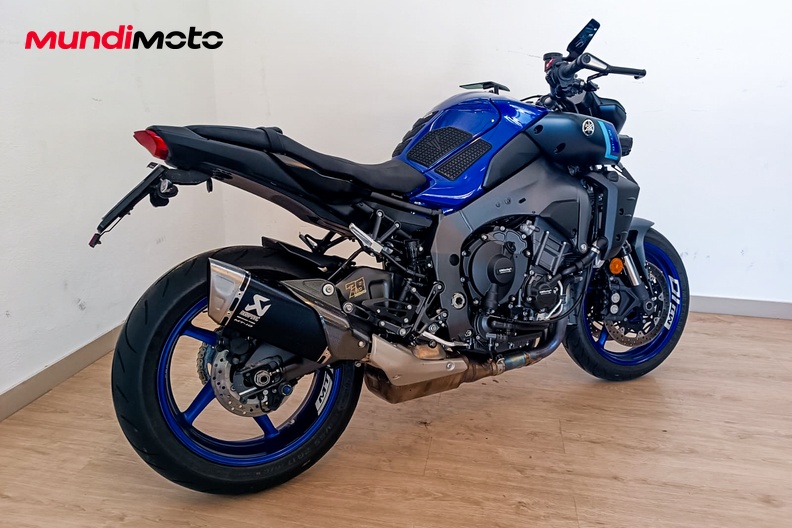 Motorbike image 2