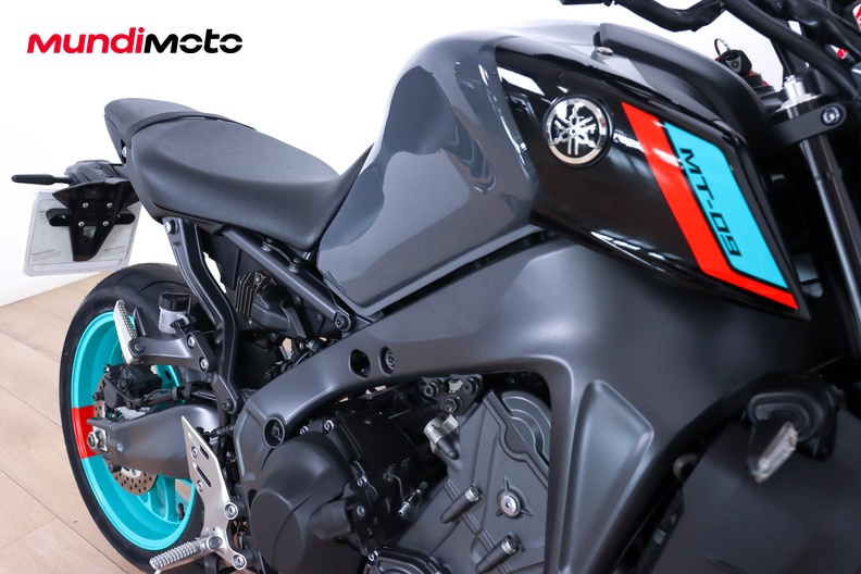 Motorbike image 13
