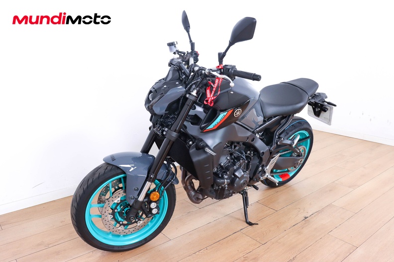 Motorbike image 7