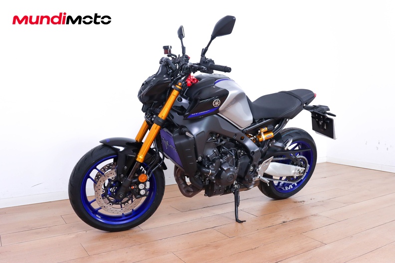 Motorbike image 7