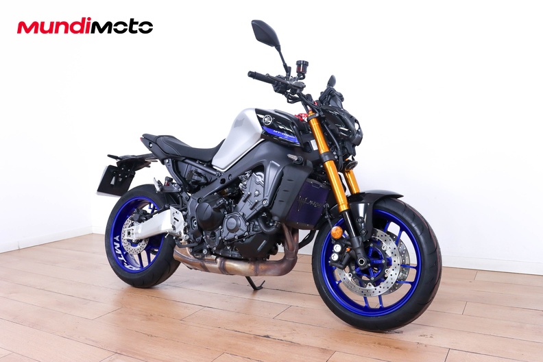 Motorbike image 1