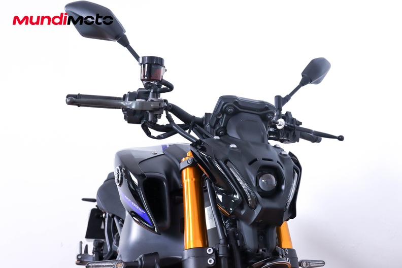 Motorbike image 4