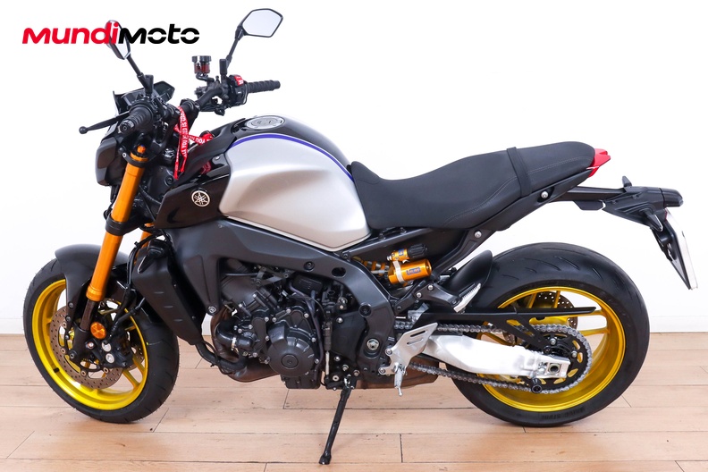 Motorbike image 5