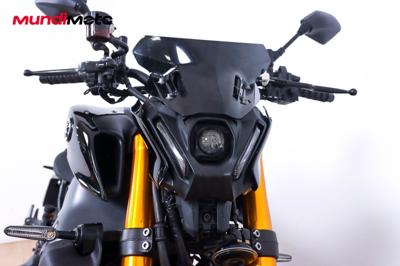 Motorbike image 4