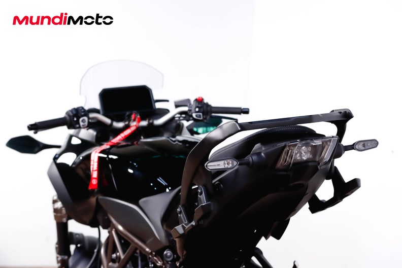 Motorbike image 9