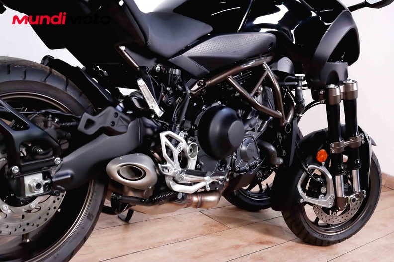 Motorbike image 3
