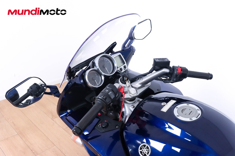 Motorbike image 10