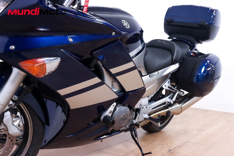 Motorbike image 8