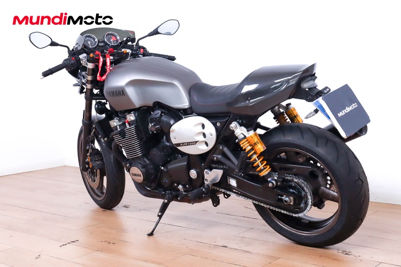 Motorbike image 6