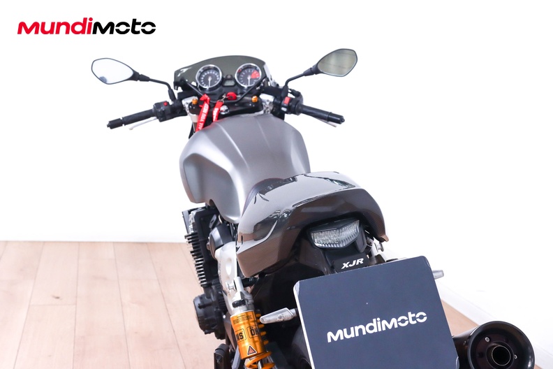 Motorbike image 9