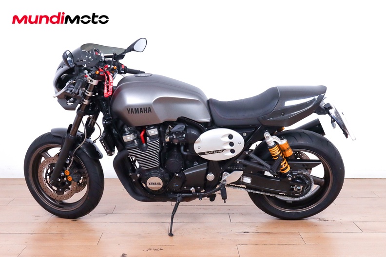 Motorbike image 5