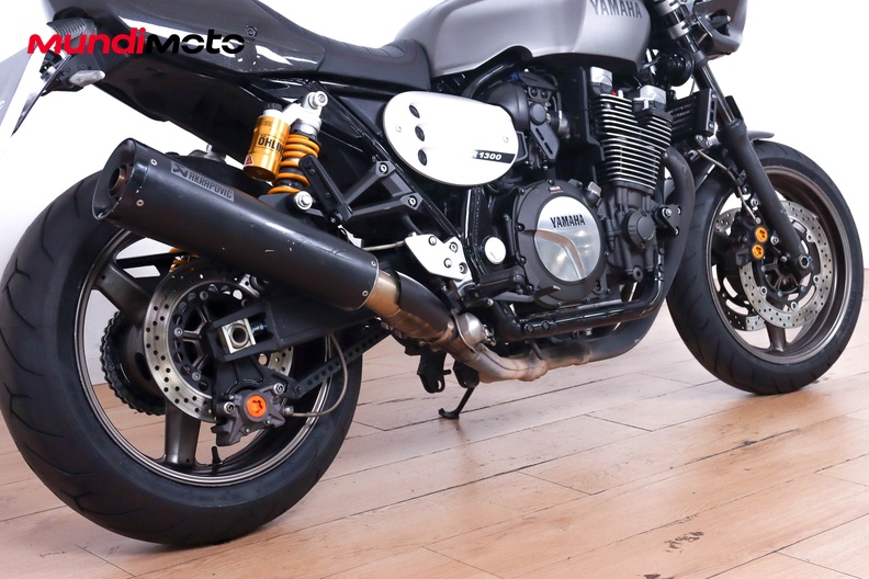 Motorbike image 3