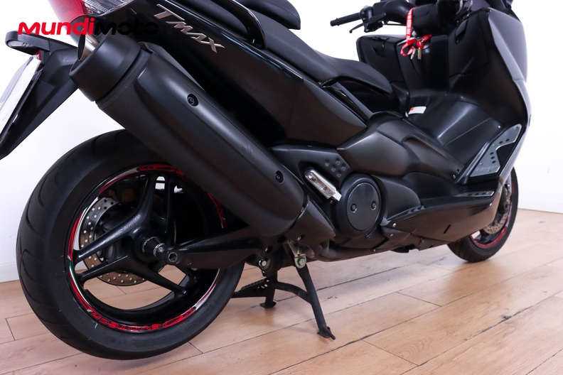 Motorbike image 3