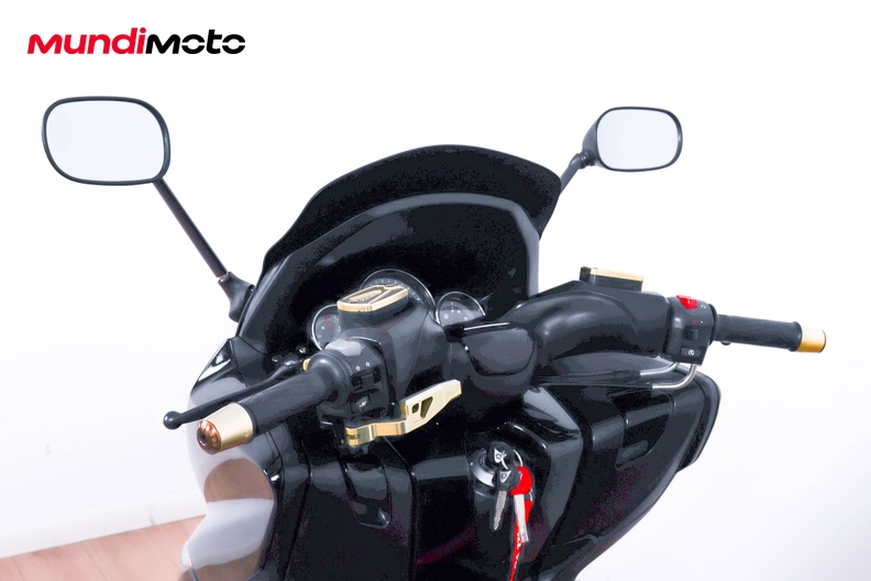 Motorbike image 10