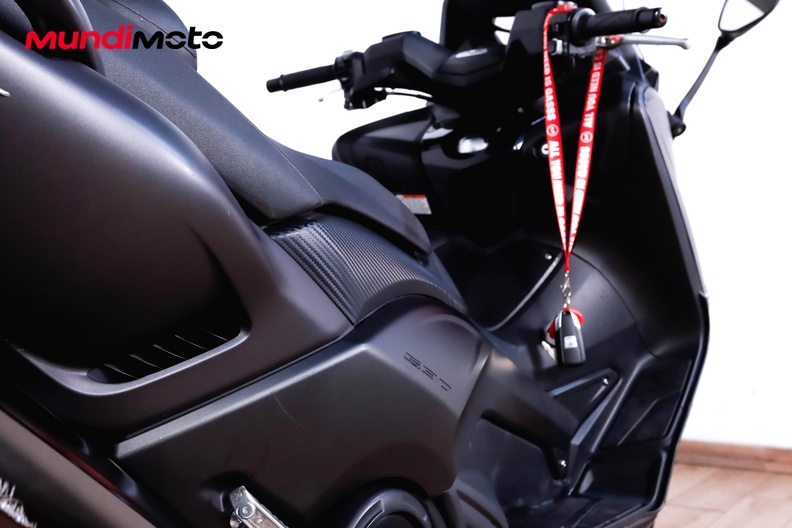 Motorbike image 3