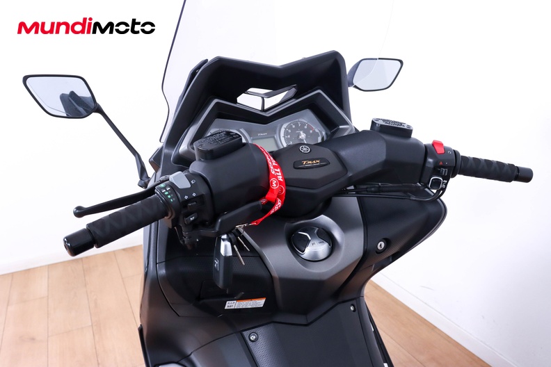 Motorbike image 10