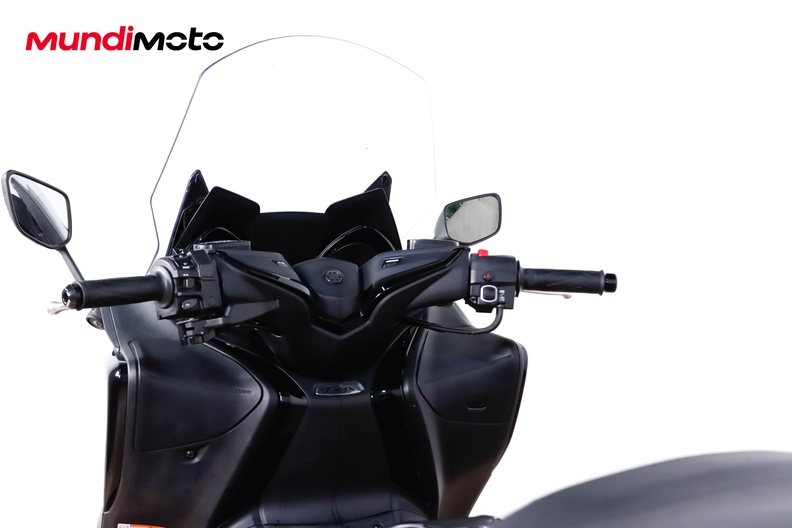 Motorbike image 10