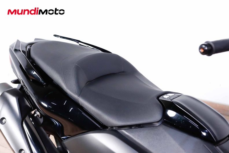 Motorbike image 13