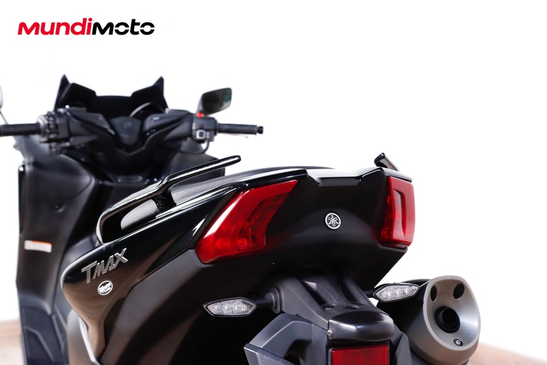 Motorbike image 9