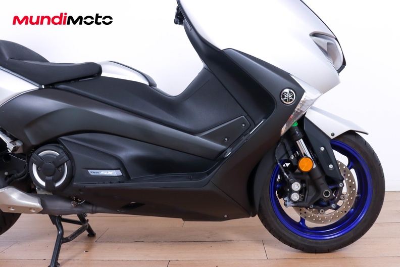 Motorbike image 12