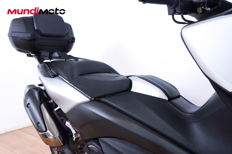 Motorbike image 13