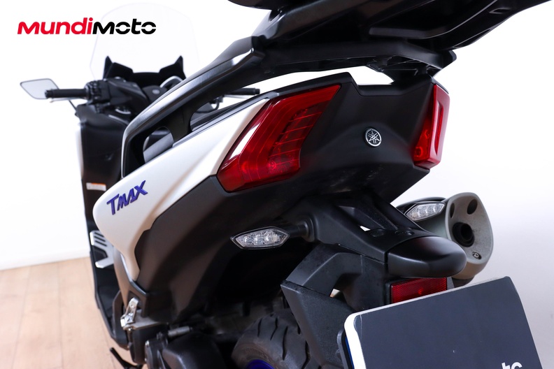 Motorbike image 9