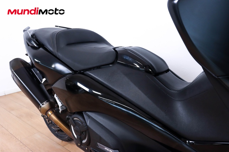 Motorbike image 13