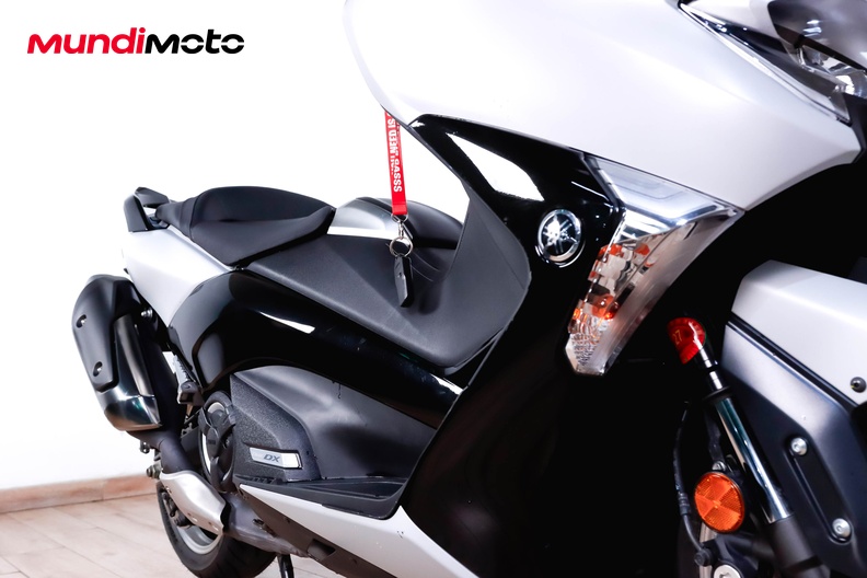 Motorbike image 12